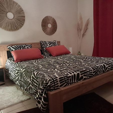 L'Oostaloo Logement De Vacances Usclas-l'Herault Luaran gambar